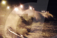 NEWS - Sturm Imogen trifft auf die walisische Küste
