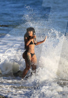 EXKLUSIV - Rob Kardashian besucht Blac Chyna bei der Arbeit für 138 Water am Beach