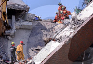 NEWS - Aufräumarbeiten nach dem schweren Erdbeben in Taiwan