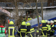 NEWS - Tote und Verletzte bei Zugsunglück in Oberbayern