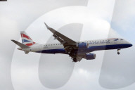 NEWS - Windige Landung am London City Airport 