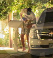 EXKLUSIV - Blake Griffin nachts mit verletzter Hand unterwegs