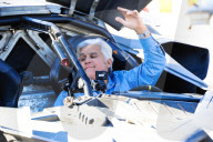 EXKLUSIV - Jay Leno fährt sein neues Batmobile aus