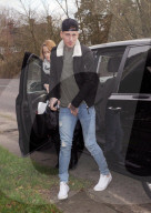 EXKLUSIV - Turteltäubchen Stephanie Davis und Jeremy McConnell in London