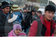 NEWS - Lesbos: Ankunft und Weiterreise sysrischer Flüchtlinge