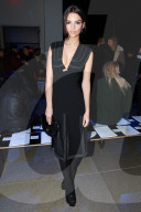 PEOPLE - Emily Ratajkowski zeigt Ausschnitt an der New York Fashion Wek