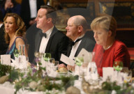 NEWS - David Cameron bei Angela Merkel zum Matthiae-Mahl