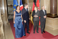 NEWS - David Cameron bei Angela Merkel zum Matthiae-Mahl