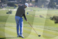 PEOPLE - Justin Timberlake freut sich beim Golfspiel