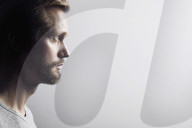 STUDIO - Alexander Skarsgard