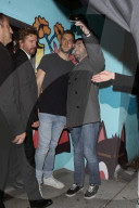 PEOPLE - Grammys: Promis im Partybus unterwegs zum Hyde Nightclub 