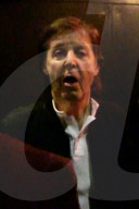 EXKLUSIV - Keine Grammy-After-Party: Sir Paul McCartney vom Bodyguard nicht erkannt