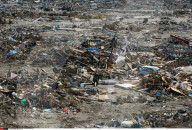 NEWS - Japan: Jahrestag Erdbeben und Tsunami vom März 2011 select