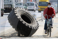 NEWS - Japan: Jahrestag Erdbeben und Tsunami vom März 2011 select