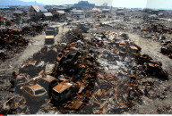 NEWS - Japan: Jahrestag Erdbeben und Tsunami vom März 2011 select