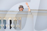 PEOPLE - Die Rolling Stones grüssen Fans von ihrem Hotel Balkon in Rio de Janeiro