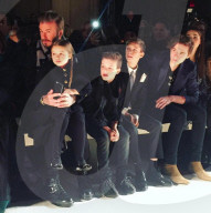 GREAT CELEBRITY SOCIAL NETWORK PICTURES