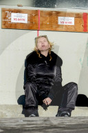 EXKLUSIV - Kate Moss bricht sich in Verbier den Fuss