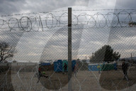NEWS - Grenze zu Mazedonien: Griechenland schickt Migranten zurück ins Landesinnere