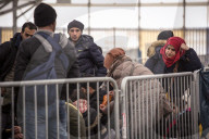 NEWS - Slowenien setzt Armee zur Grenzsicherung in FlÃ¼chtlingskrise ein