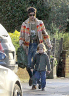 PEOPLE - Thomas Cohen mit Astala unterwegs