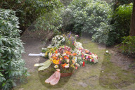 PEOPLE - Beerdigung von Roger Willemsen in Hamburg