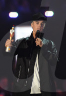 PEOPLE - Brit Awards: Die Gewinnerinnen und Gewinner