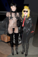 PEOPLE - Brit Awards: Ankunft der Stars und Sternchen