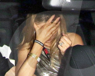 PEOPLE - Brit Awards: Für Abbey Clancy wird es Zeit nach Hause zu gehen