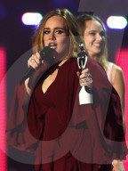 PEOPLE - Brit Awards: Adele: Die grosse Gewinnerin