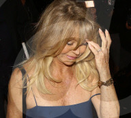 PEOPLE - Scheint etwas durch den Wind: Goldie Hawn 