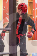 PEOPLE - Paris Jackson im Karate-Kurs