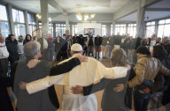 NEWS - Gefeiert wie ein Popstar: Papst Franziskus