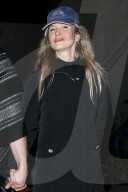 PEOPLE - Renée Zellweger und Doyl Bramhall landen gut gelaunt in LA