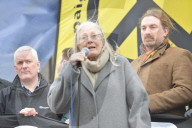 NEWS - London: Tausende protestieren gegen Atomwaffen