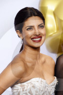 Oscars 2016: Rücken und Dekoltee Ansichten