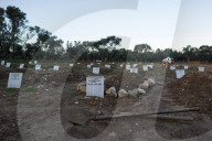 REPORTAGE - FLÃ¼chtlingsfriedhof auf Lesbos