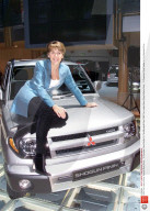 PEOPLE - Auto Show: Don't miss the Models!