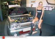 PEOPLE - Auto Show: Don't miss the Models!