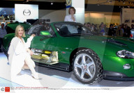 PEOPLE - Auto Show: Don't miss the Models!