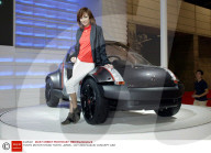 PEOPLE - Auto Show: Don't miss the Models!