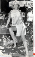 PEOPLE - Auto Show: Don't miss the Models!