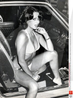 PEOPLE - Auto Show: Don't miss the Models!