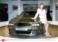 PEOPLE - Auto Show: Don't miss the Models!
