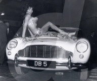 PEOPLE - Auto Show: Don't miss the Models!
