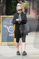PEOPLE - Ashlee Simpson verlässt das Gym in Studio City