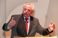 NEWS - Österreich: Präsidentschaftskandiat Rudolf Hundstorfer