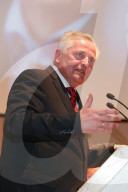 NEWS - Österreich: Präsidentschaftskandiat Rudolf Hundstorfer