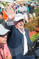 NEWS - Donald Trump will Amerika gršsser machen
