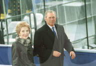 NEWS - Nancy Reagan mit 94 Jahren gestorben